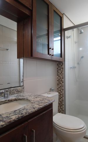 Apartamento à venda com 81m², 2 quartos e 2 vagasBanheiro Social