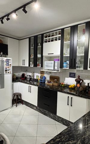Casa à venda com 202m², 3 quartos e 2 vagas Casa à venda com 202m², 3 quartos e 2 vagasSala de Jantar - Cozinha