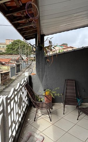 Casa à venda com 202m², 3 quartos e 2 vagas Casa à venda com 202m², 3 quartos e 2 vagasVaranda da Suíte