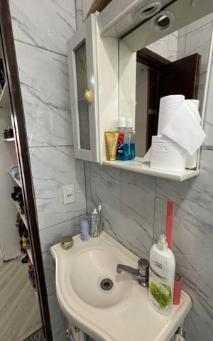 Casa à venda com 202m², 3 quartos e 2 vagas Casa à venda com 202m², 3 quartos e 2 vagasBanheiro da Suíte