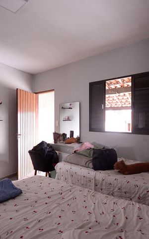 Casa para alugar com 385m², 4 quartos e 8 vagas Casa para alugar com 385m², 4 quartos e 8 vagasCasa 1 - Quarto 3 (suite)