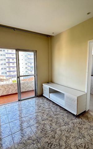 Apartamento à venda com 78m², 2 quartos e 1 vagaSala