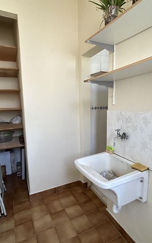 Apartamento à venda com 78m², 2 quartos e 1 vagaÁrea de Serviço