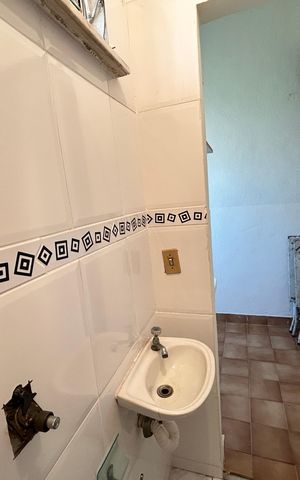 Apartamento à venda com 78m², 2 quartos e 1 vagaBanheiro de serviço