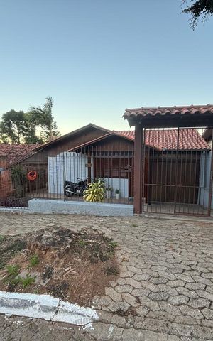 Casa à venda com 102m², 3 quartos e 3 vagas