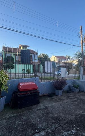Casa à venda com 102m², 3 quartos e 3 vagas