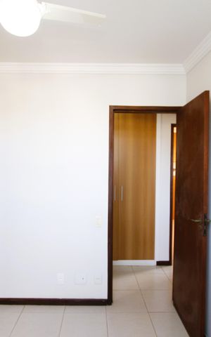 Apartamento à venda com 77m², 3 quartos e 2 vagasSuíte