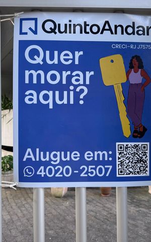 Apartamento para alugar com 205m², 3 quartos e 2 vagas Apartamento para alugar com 205m², 3 quartos e 2 vagasPlaquinha Quinto Andar