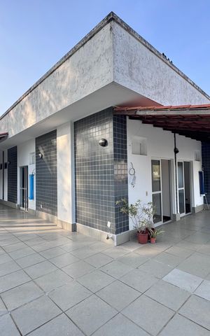 Apartamento para alugar com 205m², 3 quartos e 2 vagas Apartamento para alugar com 205m², 3 quartos e 2 vagasTerraço