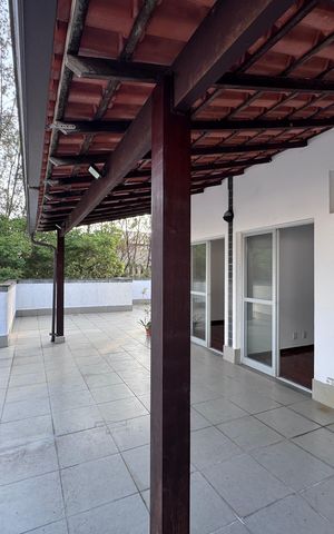 Apartamento para alugar com 205m², 3 quartos e 2 vagas Apartamento para alugar com 205m², 3 quartos e 2 vagasTerraço