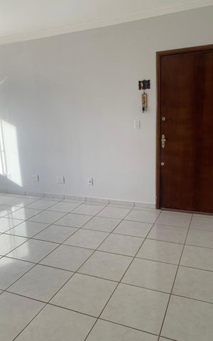 Apartamento para alugar com 96m², 3 quartos e 1 vaga Apartamento para alugar com 96m², 3 quartos e 1 vagaSala