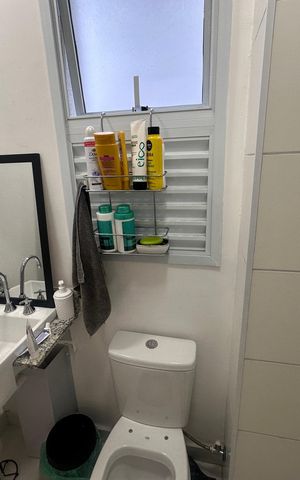 Apartamento à venda com 69m², 2 quartos e 2 vagas Apartamento à venda com 69m², 2 quartos e 2 vagasBanheiro da Suíte 1