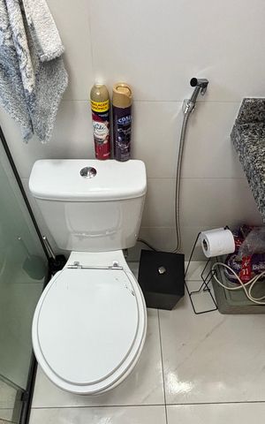 Apartamento à venda com 100m², 2 quartos e 2 vagas Apartamento à venda com 100m², 2 quartos e 2 vagasBanheiro