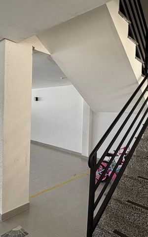 Apartamento à venda com 100m², 2 quartos e 2 vagas Apartamento à venda com 100m², 2 quartos e 2 vagasGaragem