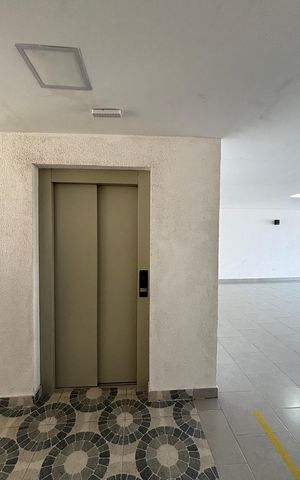 Apartamento à venda com 100m², 2 quartos e 2 vagas Apartamento à venda com 100m², 2 quartos e 2 vagasGaragem - Elevador