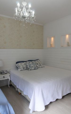Casa à venda com 697m², 4 quartos e 5 vagas Casa à venda com 697m², 4 quartos e 5 vagasQuarto 1