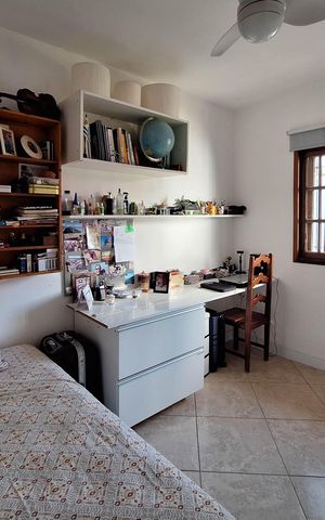 Casa à venda com 194m², 2 quartos e 2 vagas Casa à venda com 194m², 2 quartos e 2 vagasQuarto 2