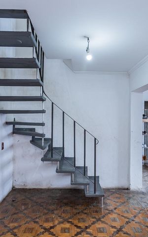 Casa para alugar com 500m², 10 quartos e 15 vagas Casa para alugar com 500m², 10 quartos e 15 vagasSala