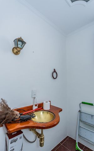 Casa para alugar com 500m², 10 quartos e 15 vagas Casa para alugar com 500m², 10 quartos e 15 vagasLavabo