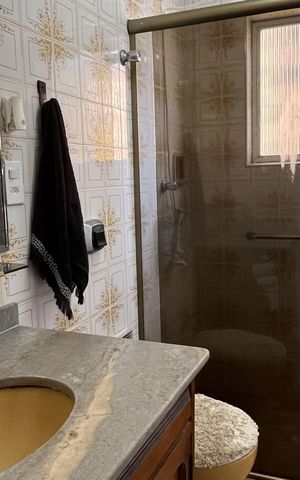 Apartamento para alugar com 130m², 2 quartos e 1 vaga Apartamento para alugar com 130m², 2 quartos e 1 vagaBanheiro