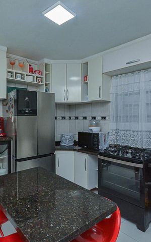 Casa à venda com 250m², 3 quartos e 3 vagasCozinha