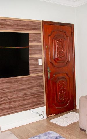 Casa à venda com 350m², 4 quartos e 1 vaga Casa à venda com 350m², 4 quartos e 1 vagaSala
