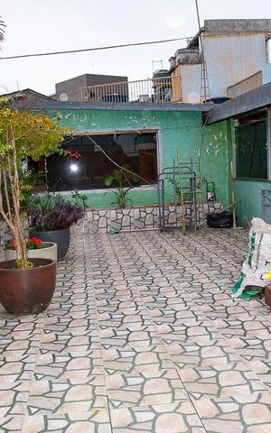 Casa à venda com 350m², 4 quartos e 1 vaga Casa à venda com 350m², 4 quartos e 1 vagaarea de lazer
