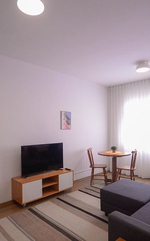 Apartamento para alugar com 55m², 1 quarto e 1 vaga Apartamento para alugar com 55m², 1 quarto e 1 vagaSala