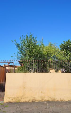 Casa à venda com 170m², 2 quartos e 1 vagafachada