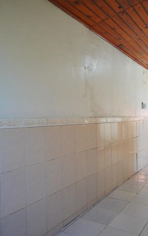 Casa à venda com 170m², 2 quartos e 1 vagacozinha