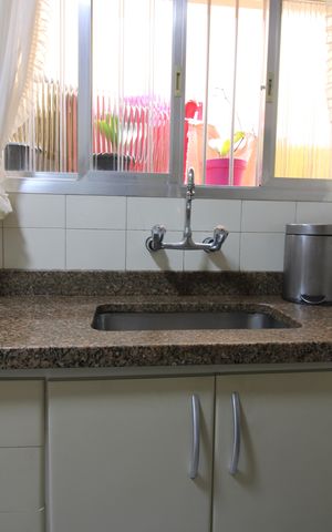 Casa à venda com 150m², 2 quartos e 2 vagasCozinha