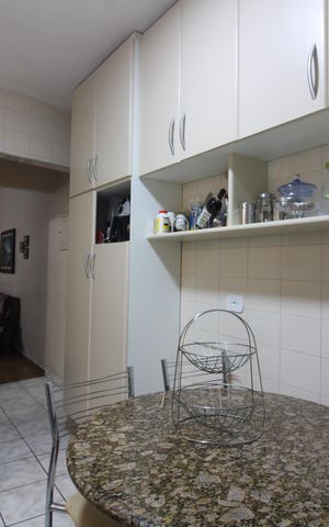 Casa à venda com 150m², 2 quartos e 2 vagasCozinha