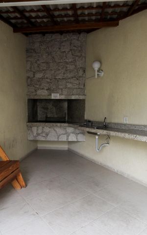Casa de condomínio à venda com 120m², 3 quartos e 2 vagas Casa de condomínio à venda com 120m², 3 quartos e 2 vagasÁrea Comum - Churrasqueira