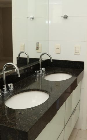 Apartamento para alugar com 167m², 4 quartos e 2 vagasBanheiro Suíte 2