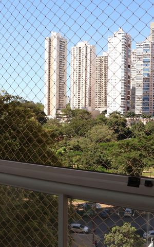Apartamento para alugar com 167m², 4 quartos e 2 vagasVista da Sacada