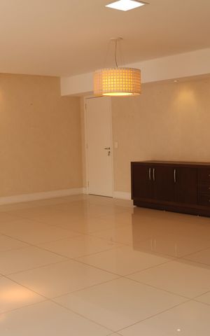 Apartamento para alugar com 167m², 4 quartos e 2 vagasSala de TV