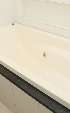 Apartamento para alugar com 167m², 4 quartos e 2 vagasBanheira