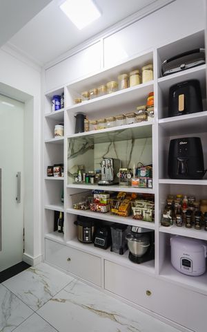 Apartamento à venda com 109m², 3 quartos e 2 vagas Apartamento à venda com 109m², 3 quartos e 2 vagasDispensa