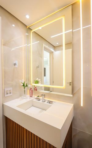 Apartamento à venda com 109m², 3 quartos e 2 vagas Apartamento à venda com 109m², 3 quartos e 2 vagasBanheiro da Suite