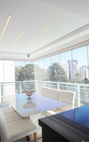 Apartamento à venda com 109m², 3 quartos e 2 vagas Apartamento à venda com 109m², 3 quartos e 2 vagasVaranda