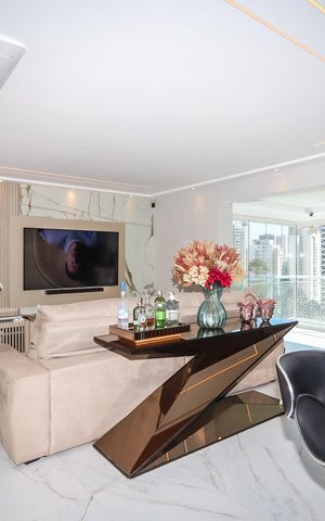 Apartamento à venda com 109m², 3 quartos e 2 vagas Apartamento à venda com 109m², 3 quartos e 2 vagasSala