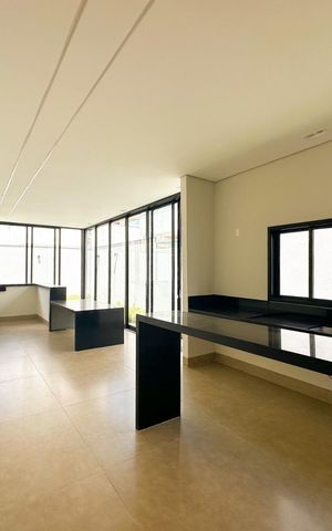 Casa de condomínio para alugar com 212m², 4 quartos e 4 vagas Casa de condomínio para alugar com 212m², 4 quartos e 4 vagasCozinha