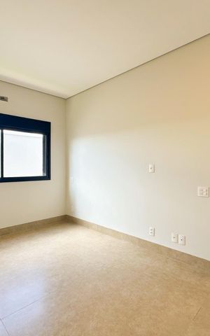 Casa de condomínio para alugar com 212m², 4 quartos e 4 vagas