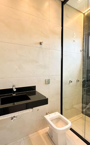 Casa de condomínio para alugar com 212m², 4 quartos e 4 vagas