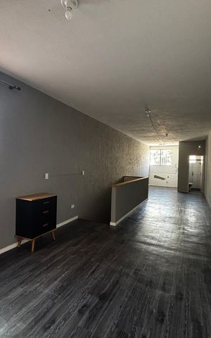 Casa para alugar com 100m², 3 quartos e 1 vaga