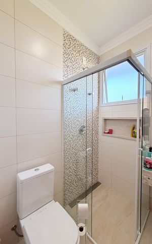 Casa de condomínio à venda com 340m², 3 quartos e 4 vagasBanheiro da Suíte 3
