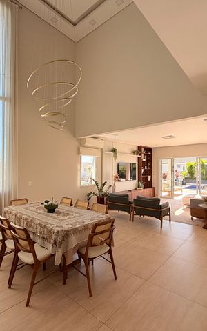 Casa de condomínio à venda com 340m², 3 quartos e 4 vagasSala