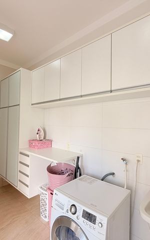 Casa de condomínio à venda com 340m², 3 quartos e 4 vagasÁrea de Serviço