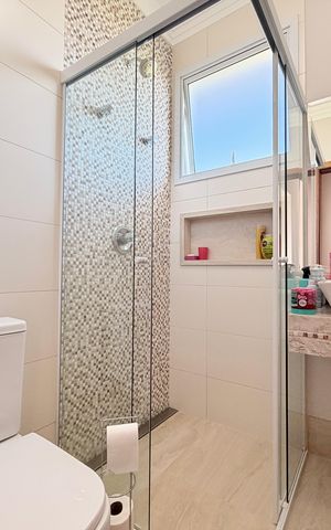 Casa de condomínio à venda com 340m², 3 quartos e 4 vagasBanheiro da Suíte 3