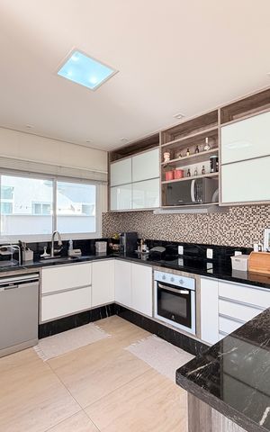Casa de condomínio à venda com 340m², 3 quartos e 4 vagasCozinha